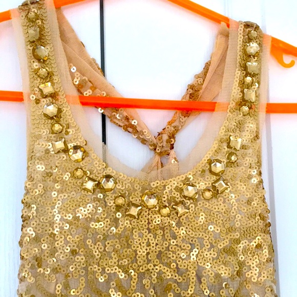 Elegant Gold Sequins Mesh Tank top - Picture 15 of 16